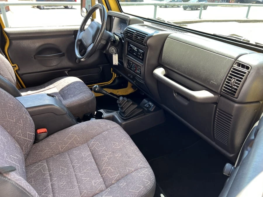 2001 Jeep TJ Wrangler - Image 5 of 8