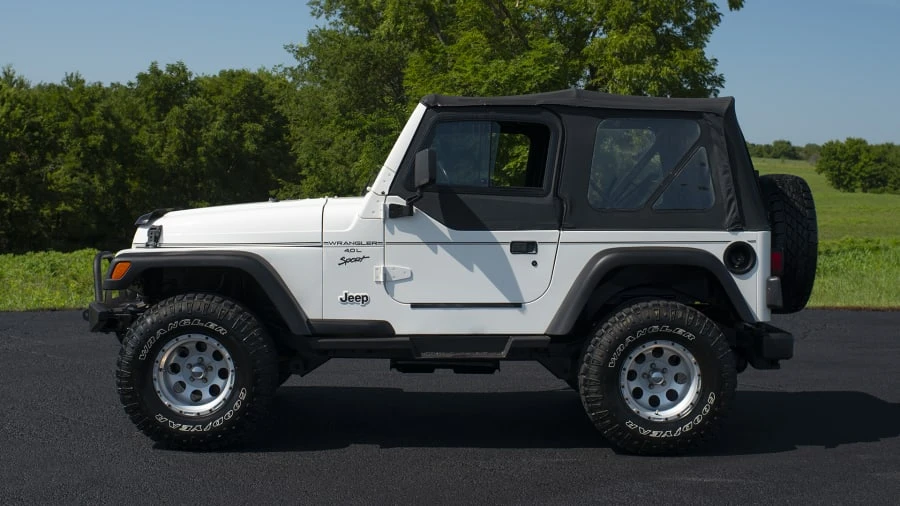 2001 Jeep TJ Wrangler - Image 2 of 12