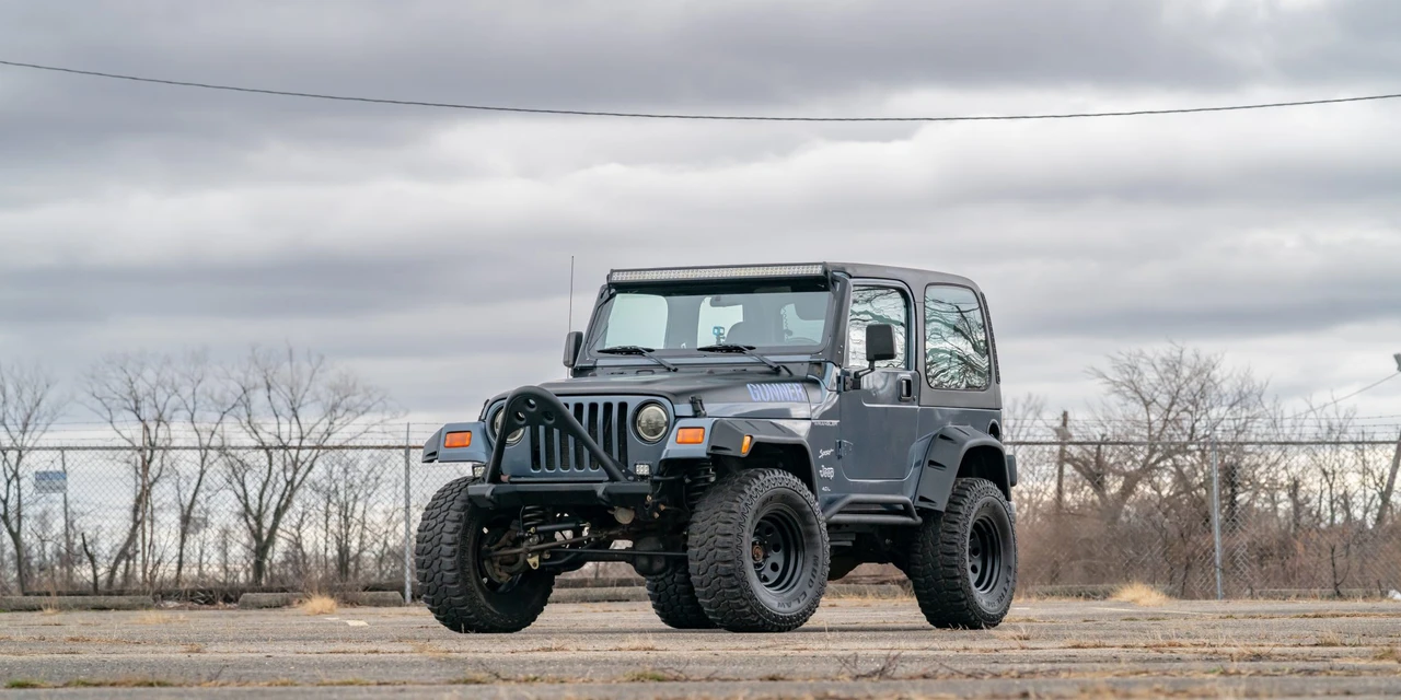 2001 Jeep TJ Wrangler - Image 2 of 31