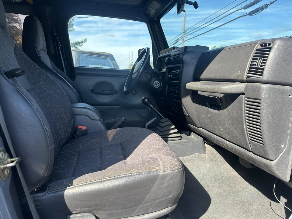 2001 Jeep TJ Wrangler - Image 23 of 31