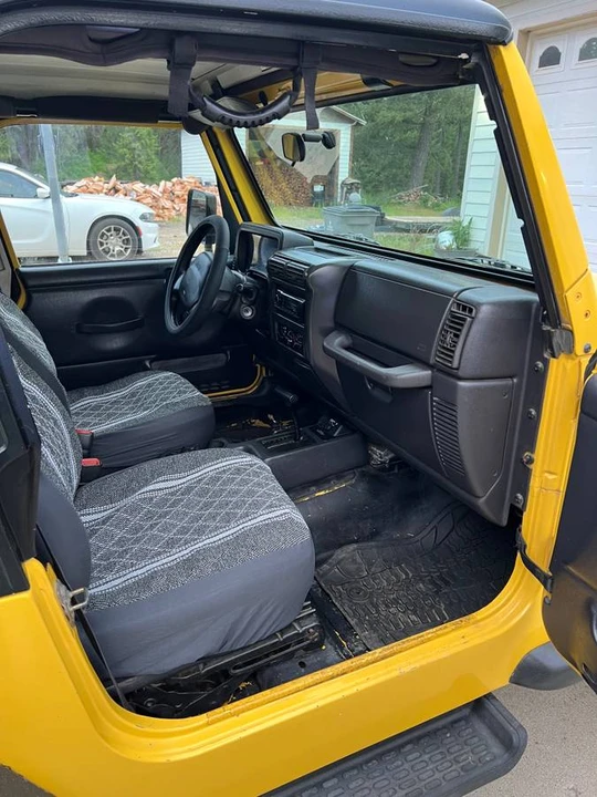 2001 Jeep Wrangler - Image 18 of 20
