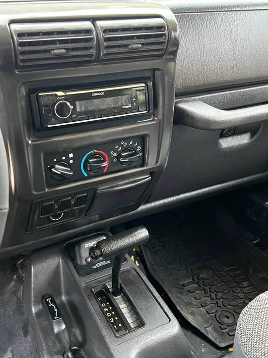 2001 Jeep Wrangler - Image 12 of 20