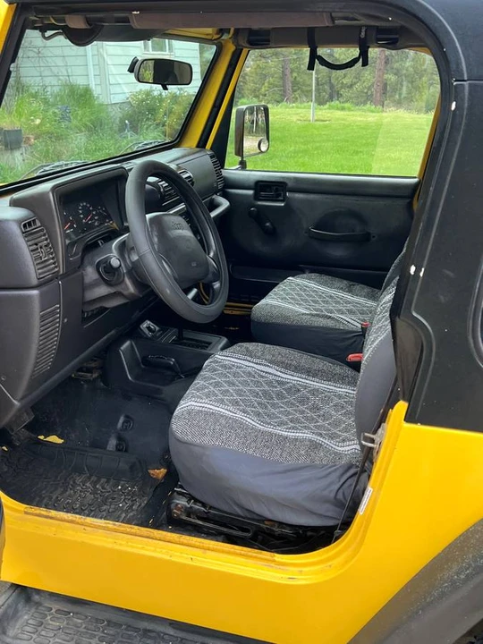 2001 Jeep Wrangler - Image 10 of 20