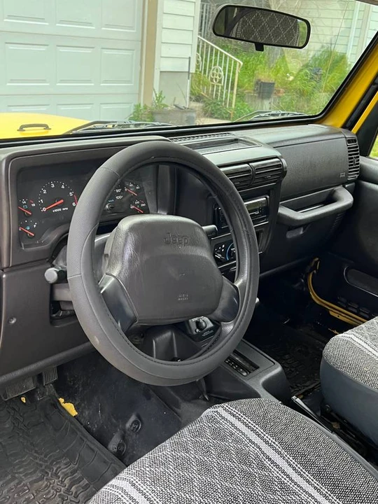 2001 Jeep Wrangler - Image 11 of 20