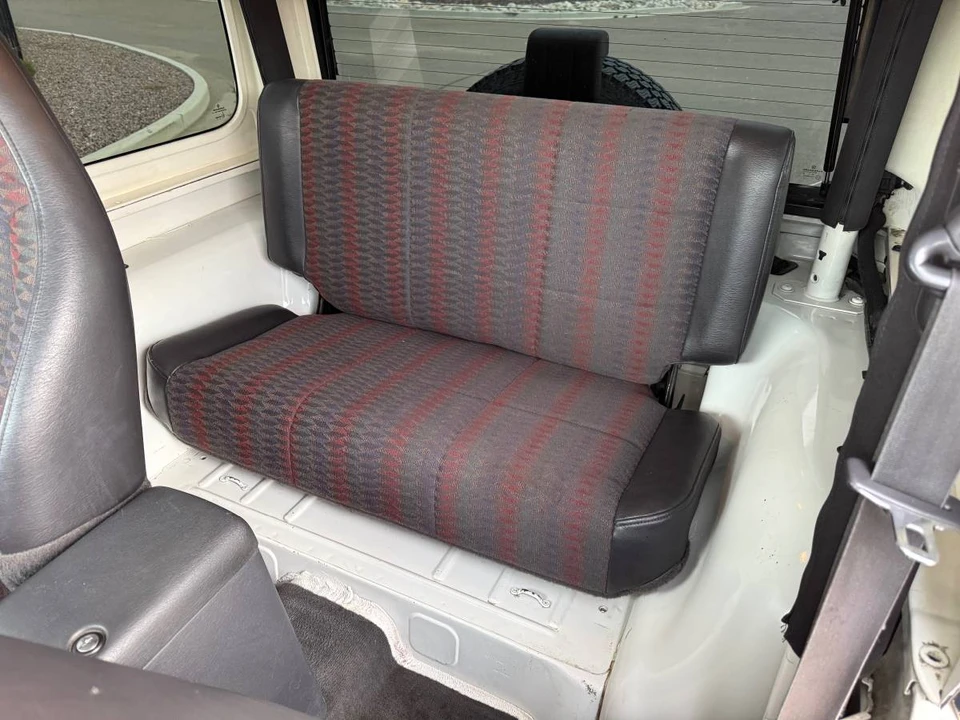 2001 Jeep TJ Wrangler - Image 10 of 18