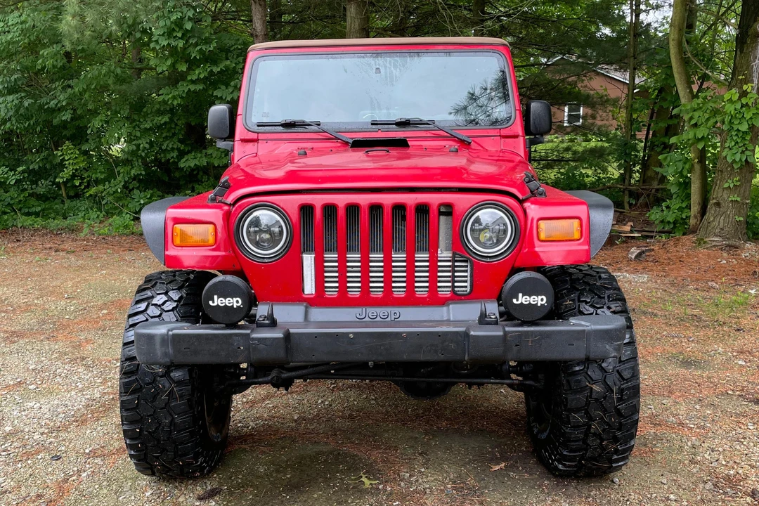 2001 Jeep TJ Wrangler - Image 2 of 31