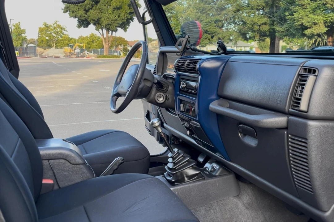 2001 Jeep TJ Wrangler - Image 16 of 23