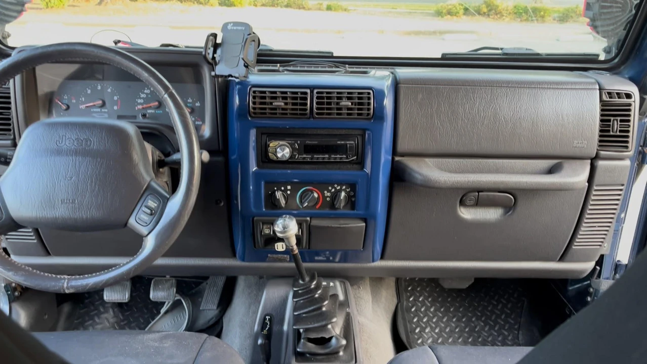 2001 Jeep TJ Wrangler - Image 21 of 23