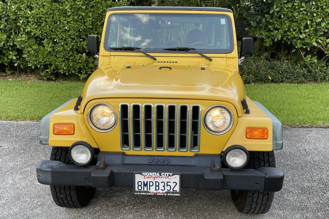 2001 Jeep TJ Wrangler - Image 2 of 31