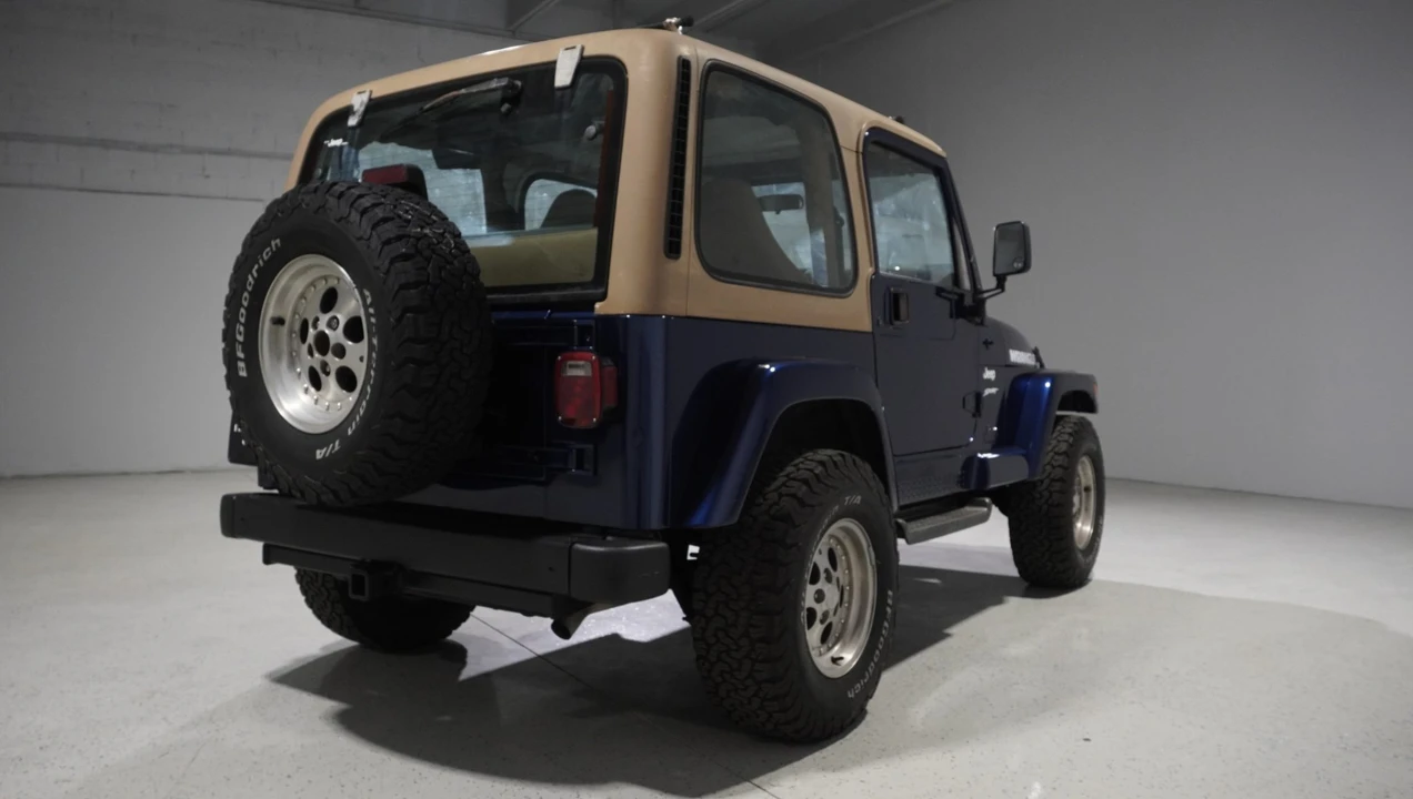 2001 Jeep TJ Wrangler - Image 17 of 31