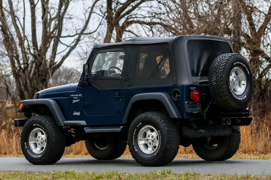 2001 Jeep TJ Wrangler - Image 9 of 31