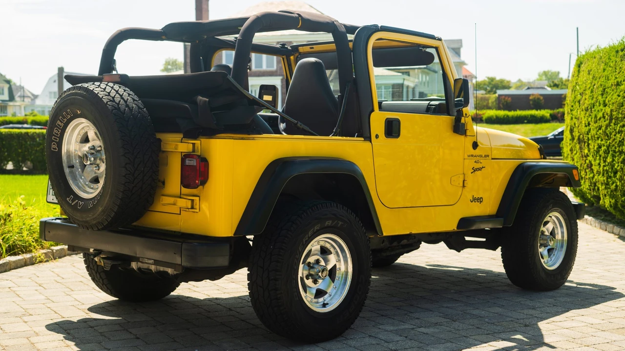 2001 Jeep TJ Wrangler - Image 29 of 31