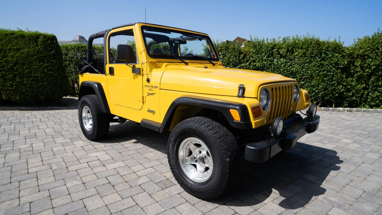 2001 Jeep TJ Wrangler - Image 2 of 31