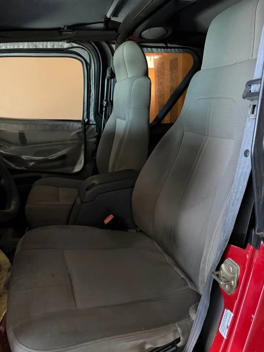 2001 Jeep TJ Wrangler - Image 3 of 5