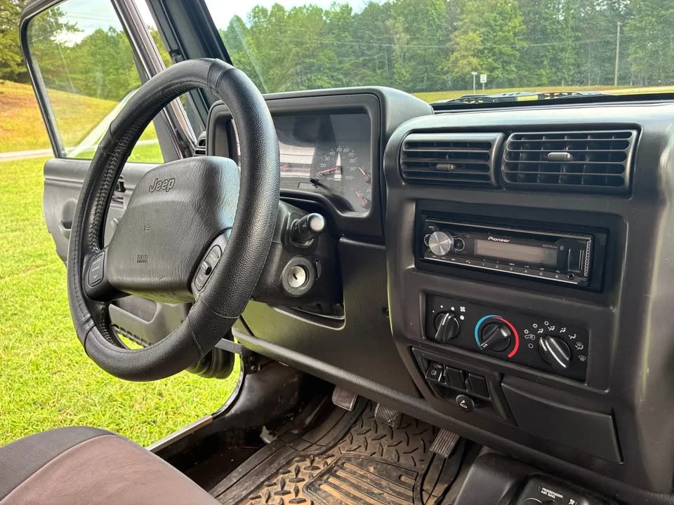 2001 Jeep TJ Wrangler - Image 14 of 14