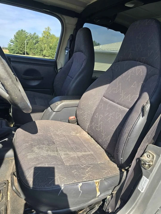 2001 Jeep TJ Wrangler - Image 6 of 11