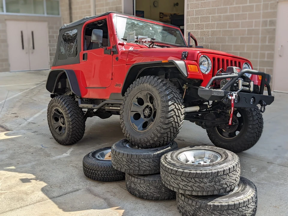 2001 Jeep TJ Wrangler - Image 17 of 31