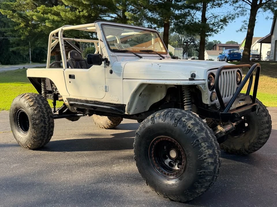 2001 Jeep TJ Wrangler - Image 2 of 12