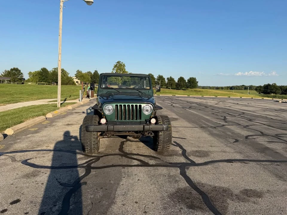 2001 Jeep TJ Wrangler - Image 2 of 5