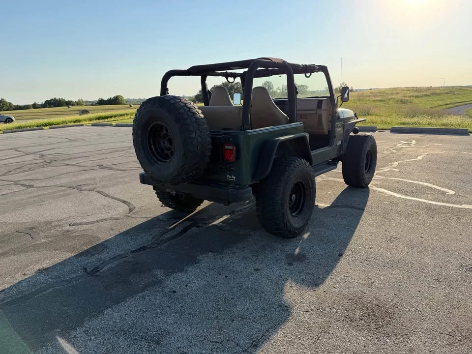 2001 Jeep TJ Wrangler - Image 5 of 5