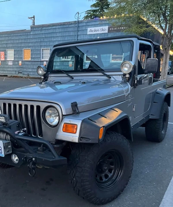 2001 Jeep TJ Wrangler - Image 3 of 4