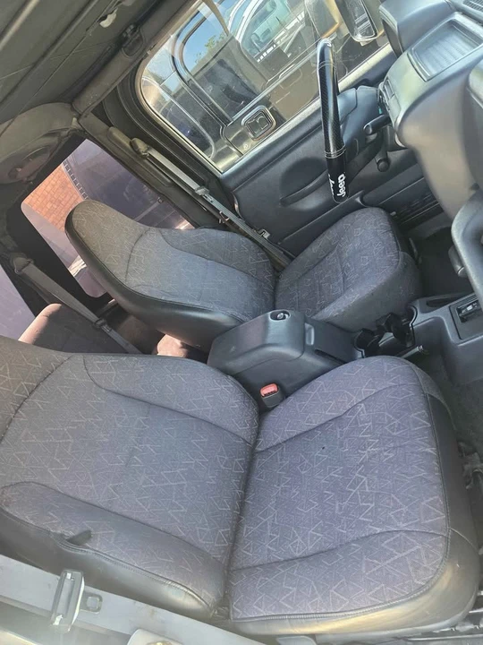 2001 Jeep TJ Wrangler - Image 6 of 13