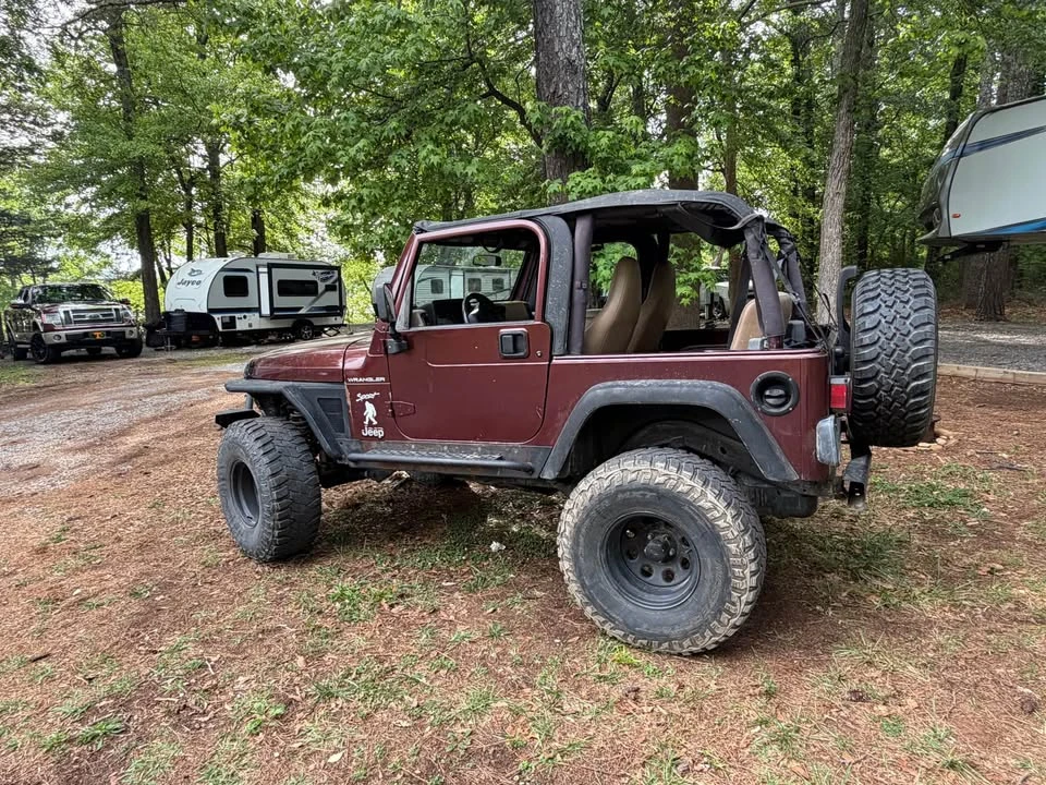 2001 Jeep TJ Wrangler - Image 2 of 7