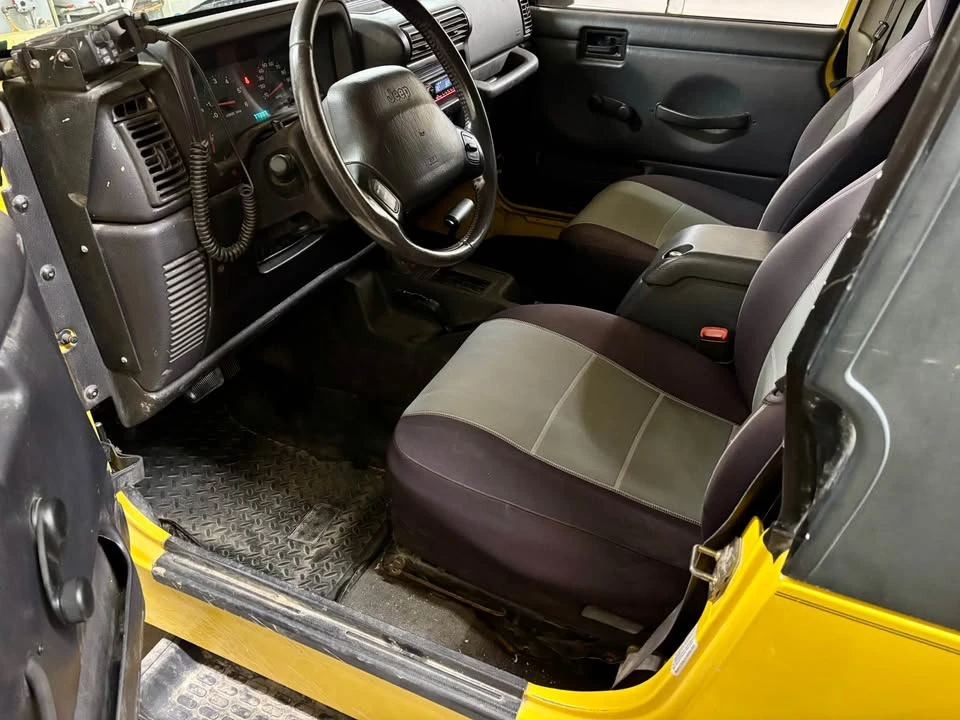 2001 Jeep TJ Wrangler - Image 2 of 9