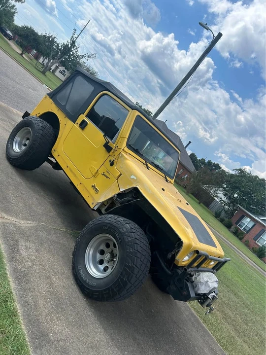 2001 Jeep TJ Wrangler - Image 4 of 11