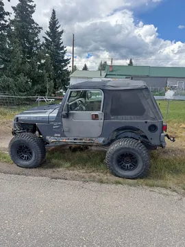 2001 Jeep Wrangler Sport Sport Utility 2D