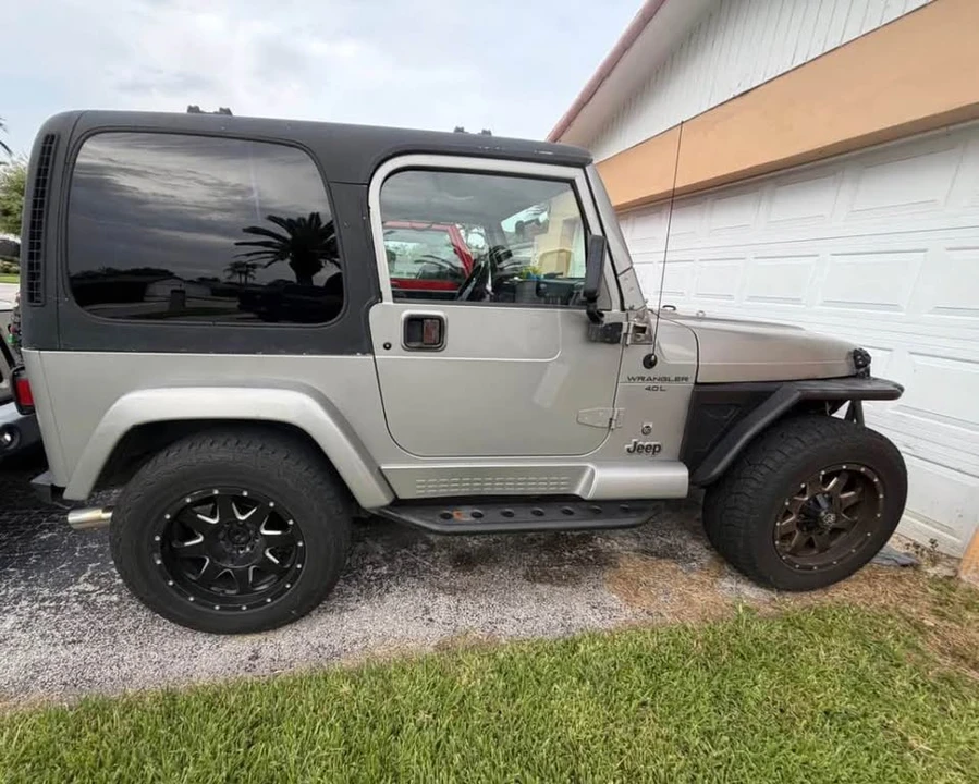 2001 Jeep TJ Wrangler - Image 2 of 6