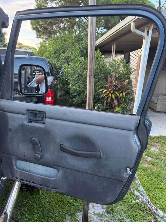 2001 Jeep TJ Wrangler - Image 13 of 14