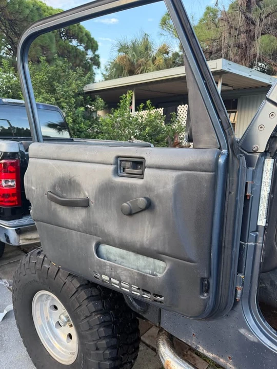 2001 Jeep TJ Wrangler - Image 12 of 14