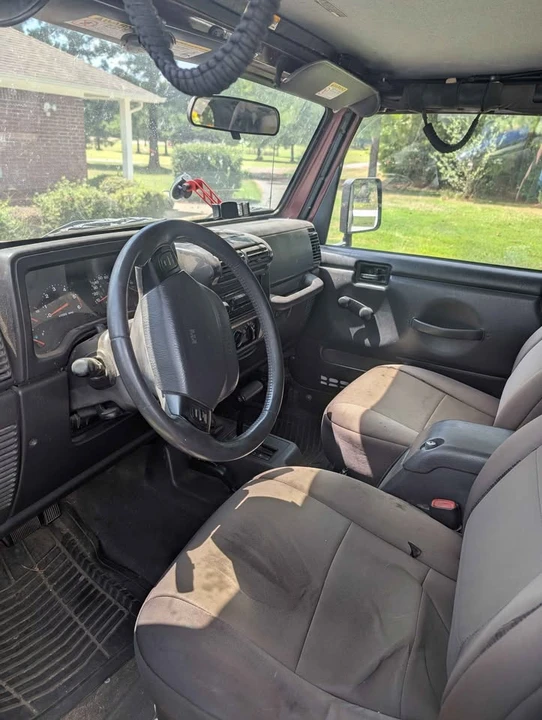 2001 Jeep TJ Wrangler - Image 2 of 9
