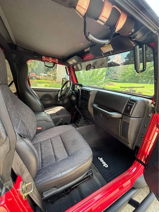 2001 Jeep TJ Wrangler - Image 10 of 15