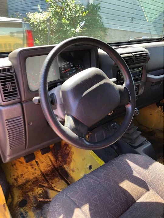 2001 Jeep TJ Wrangler - Image 6 of 15