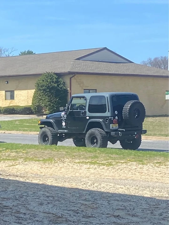 2001 Jeep TJ Wrangler - Image 14 of 16