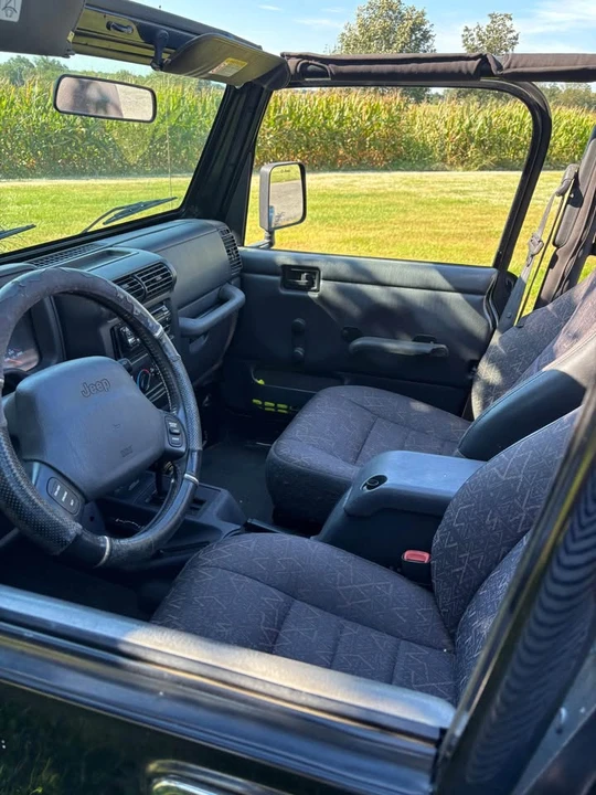 2001 Jeep TJ Wrangler - Image 5 of 8