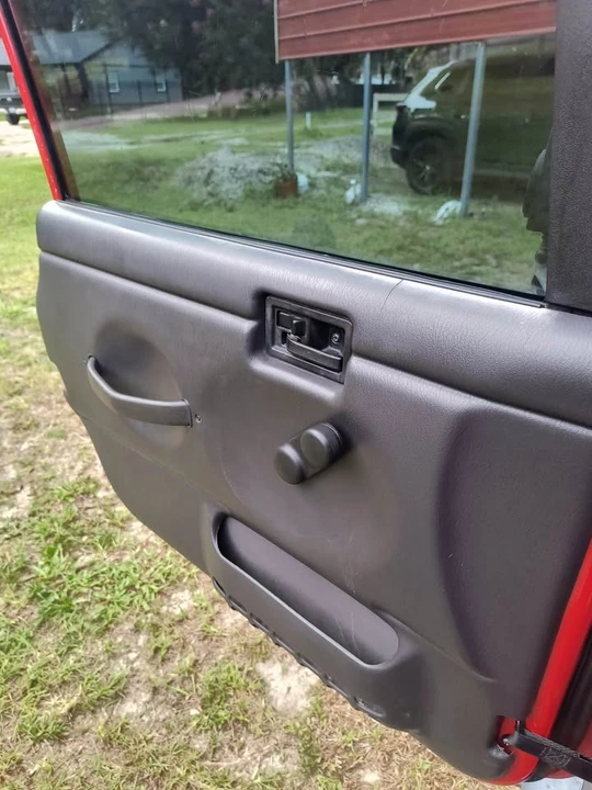 2001 Jeep TJ Wrangler - Image 4 of 20