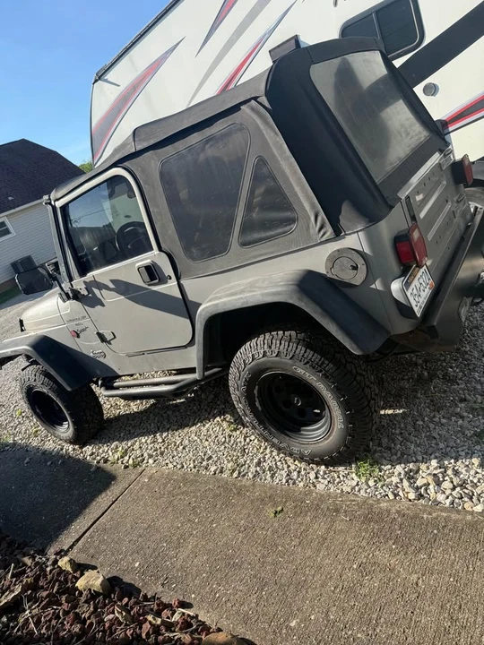 2001 Jeep TJ Wrangler - Image 3 of 8