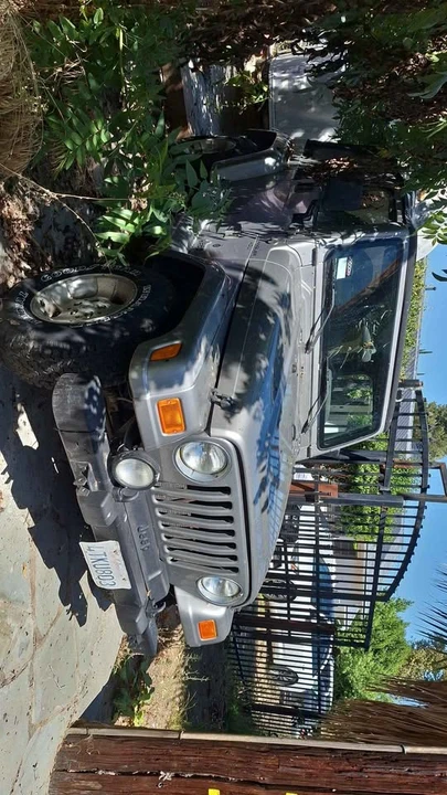 2001 Jeep TJ Wrangler - Image 2 of 4