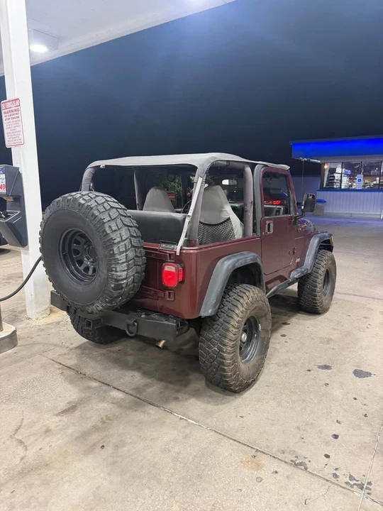 2001 Jeep TJ Wrangler - Image 4 of 14