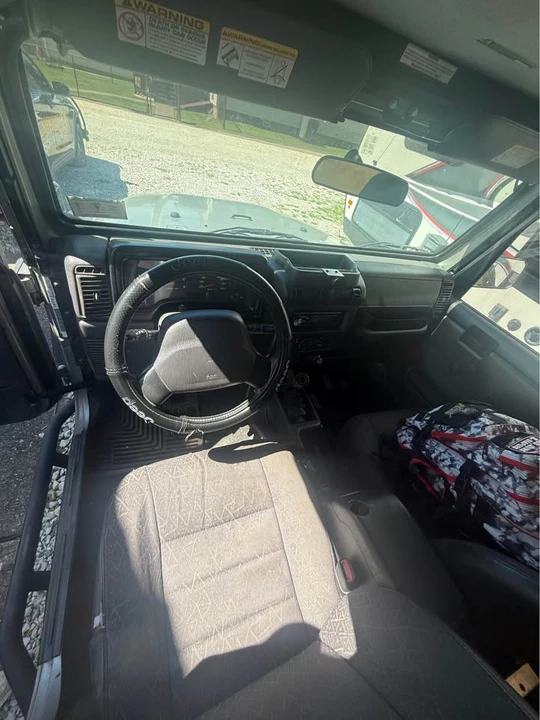 2001 Jeep TJ Wrangler - Image 5 of 8