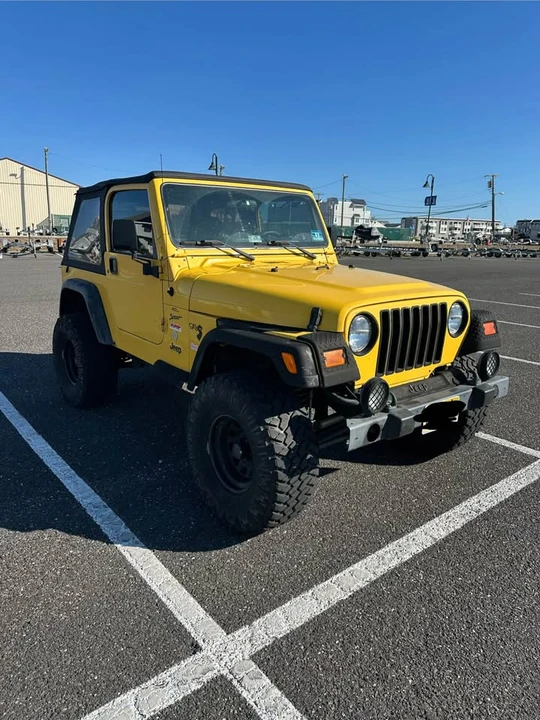 2001 Jeep TJ Wrangler - Image 2 of 14