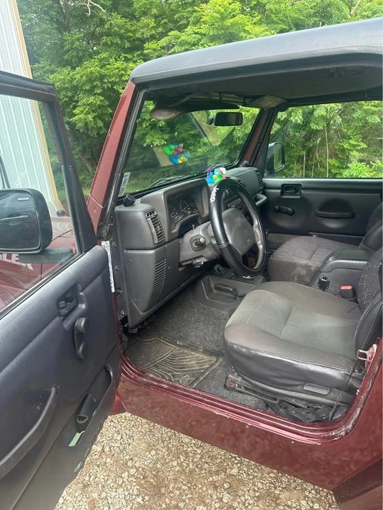 2001 Jeep TJ Wrangler - Image 6 of 6