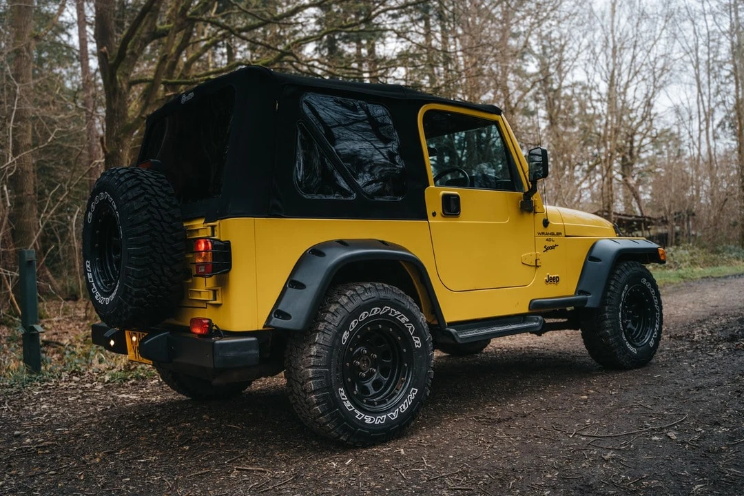 2001 Jeep TJ Wrangler - Image 16 of 30