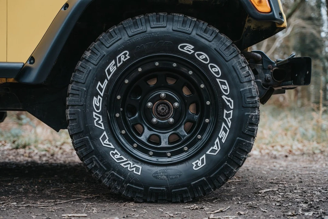 2001 Jeep TJ Wrangler - Image 18 of 30
