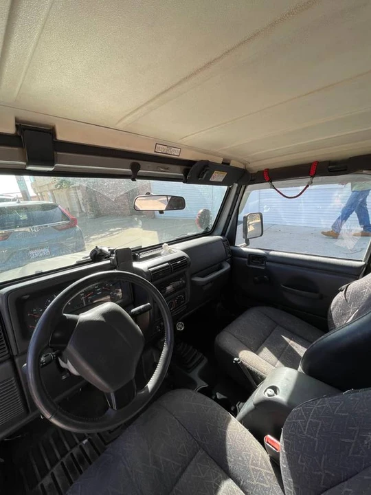 2001 Jeep TJ Wrangler - Image 6 of 12
