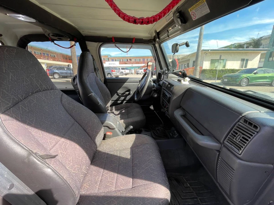 2001 Jeep TJ Wrangler - Image 3 of 12