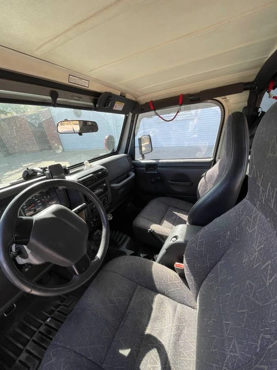 2001 Jeep TJ Wrangler - Image 5 of 12